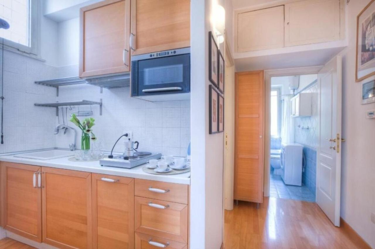 Penna Relais Al Corso Bed & Breakfast โรม ภายนอก รูปภาพ