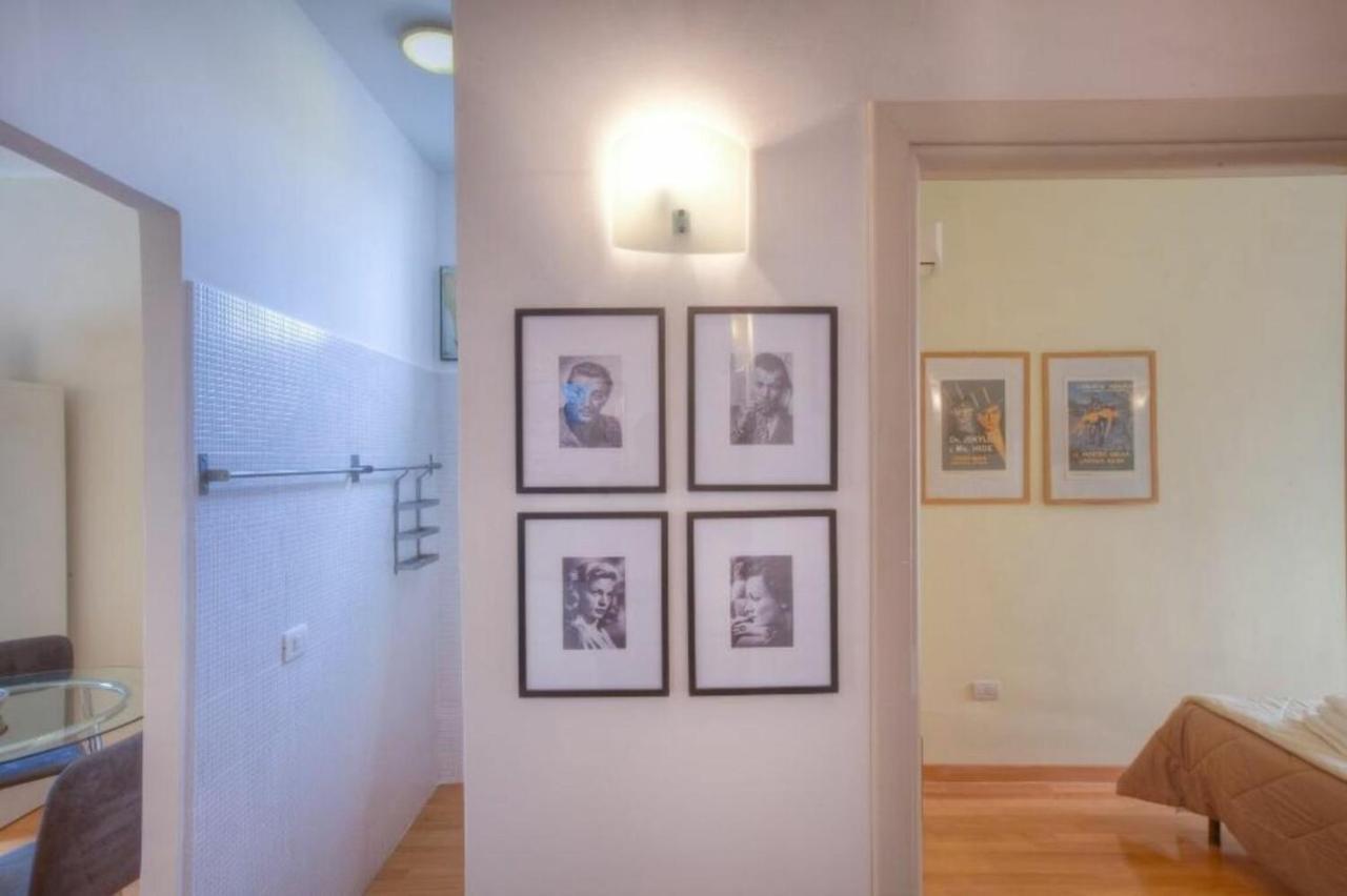 Penna Relais Al Corso Bed & Breakfast โรม ภายนอก รูปภาพ