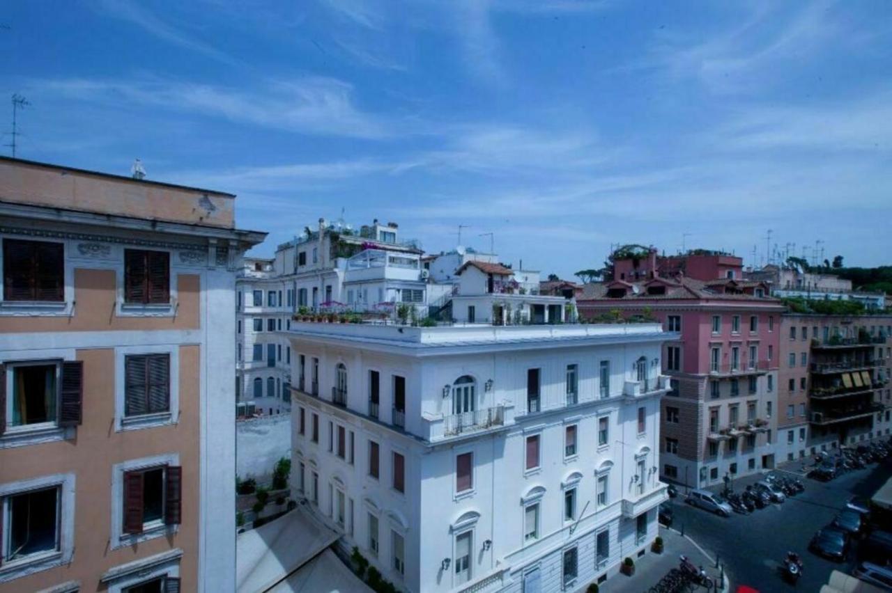 Penna Relais Al Corso Bed & Breakfast โรม ภายนอก รูปภาพ