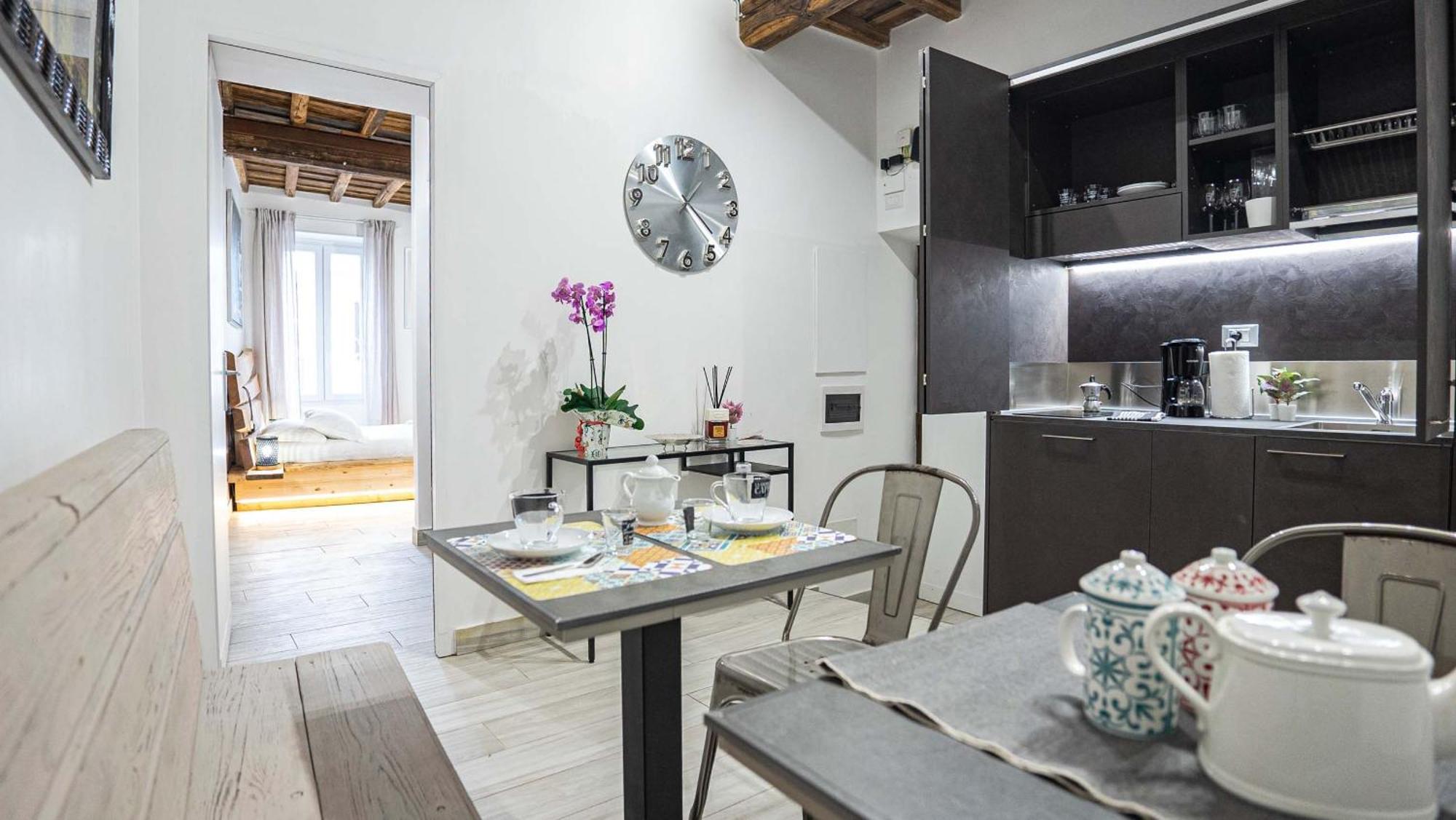 Penna Relais Al Corso Bed & Breakfast โรม ภายนอก รูปภาพ